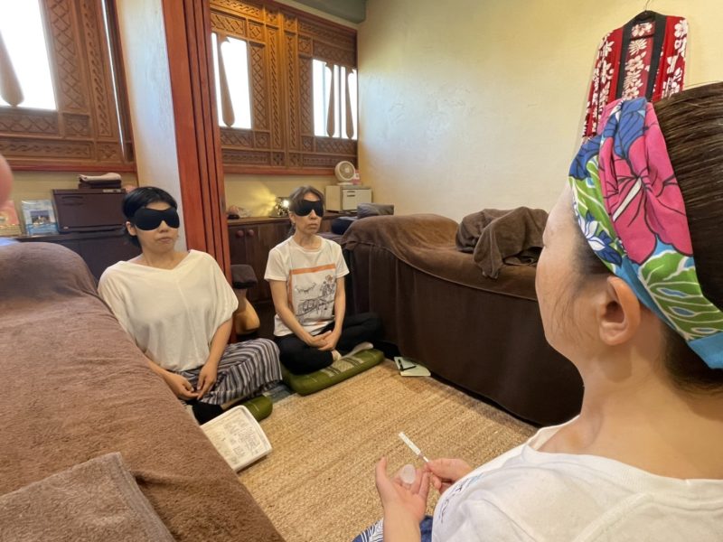 アイマスクをつけて 音叉での瞑想時間